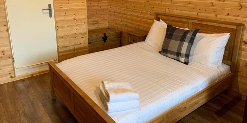 Hotel Superior Glamping Pod With Hot Tub à Frodsham Extérieur photo